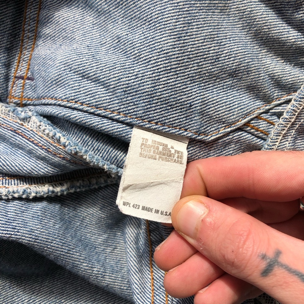 Vintage Levi Denim Jacket - Picture 4 of 9